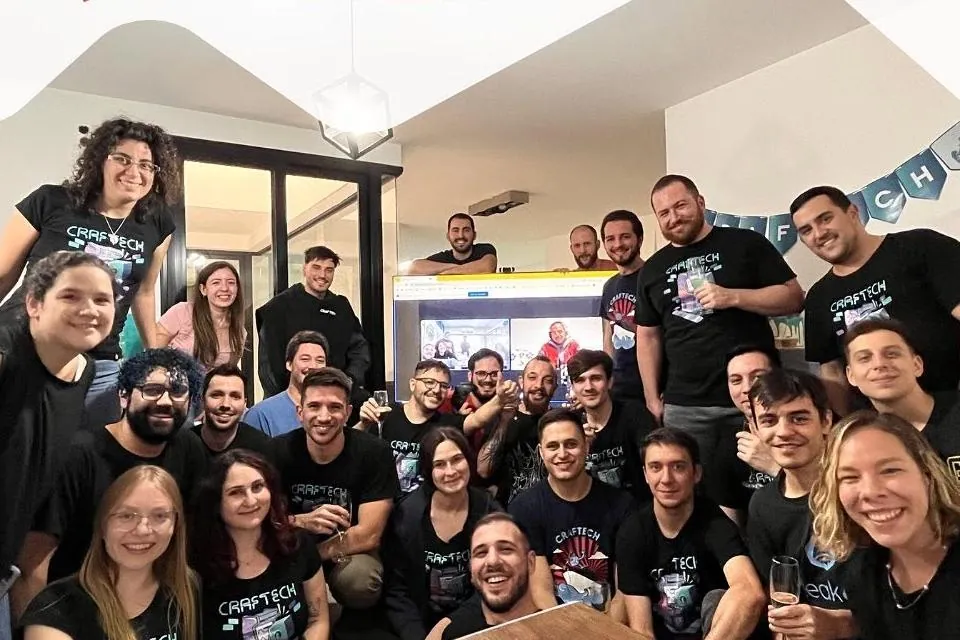 Equipo de Craftech festejando el tercer aniversario de la empresa